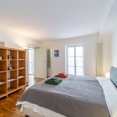 Parrot House - Casa In Centro A Parma Apartment ภายนอก รูปภาพ